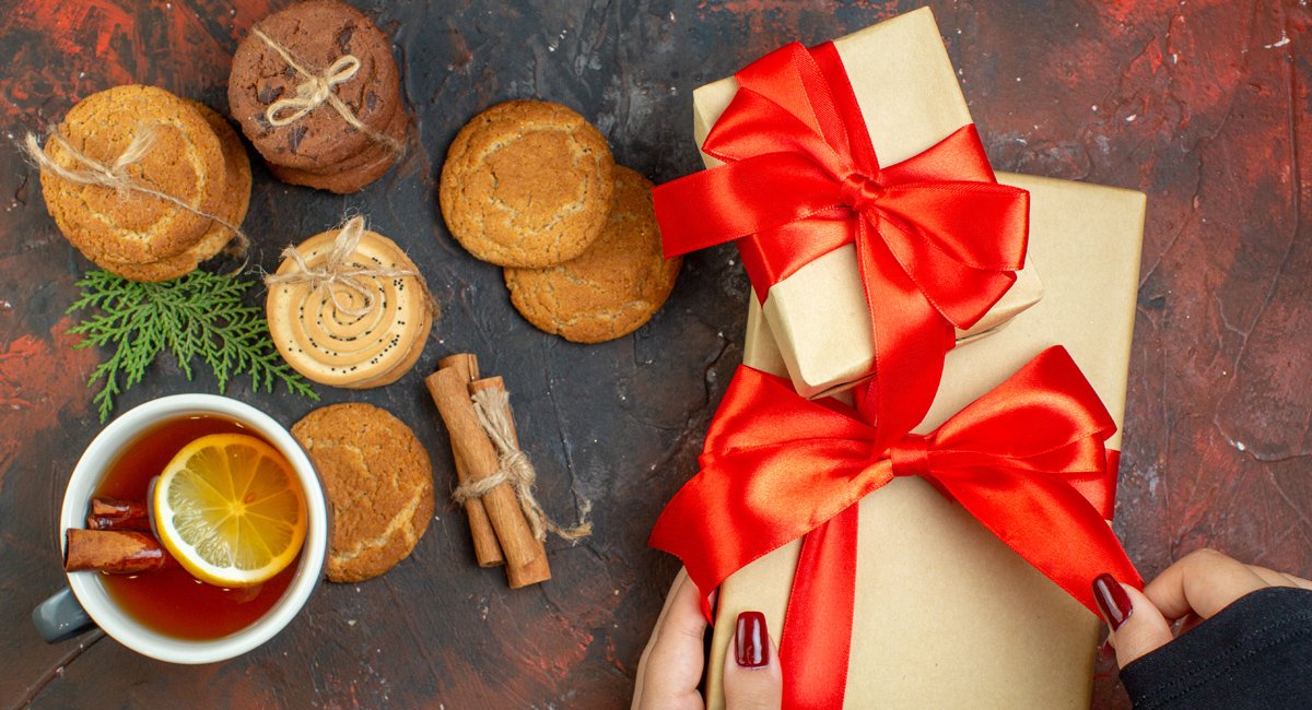 Best Personalized Festival Gift Ideas (Unique & Affordable)